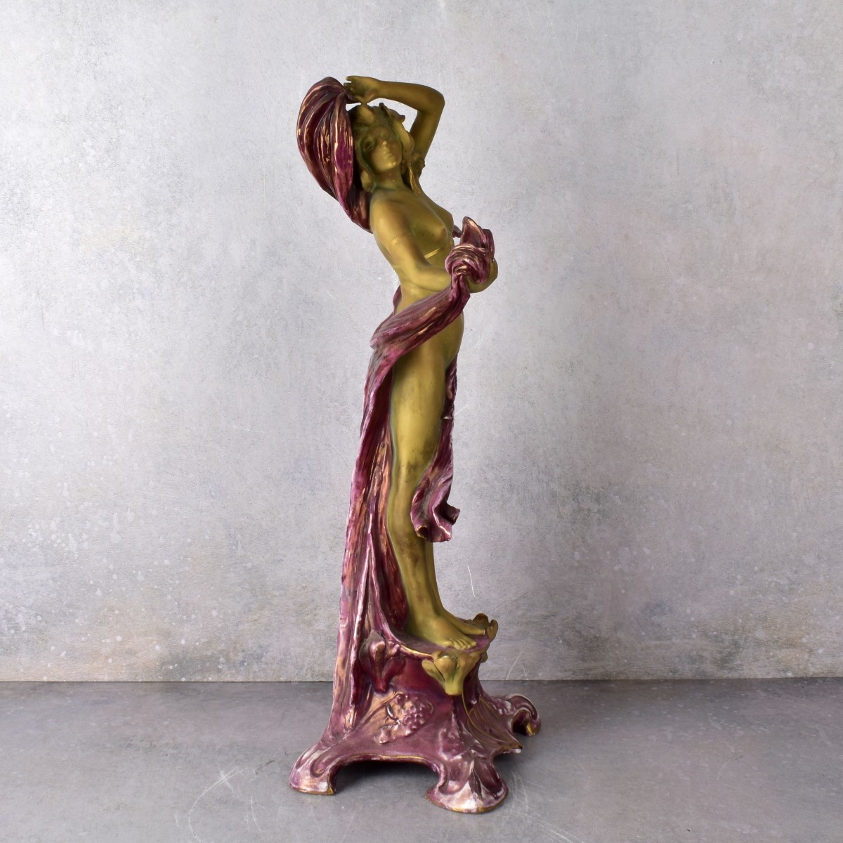 Antique Ernst Wahliss Art Nouveau Figurine