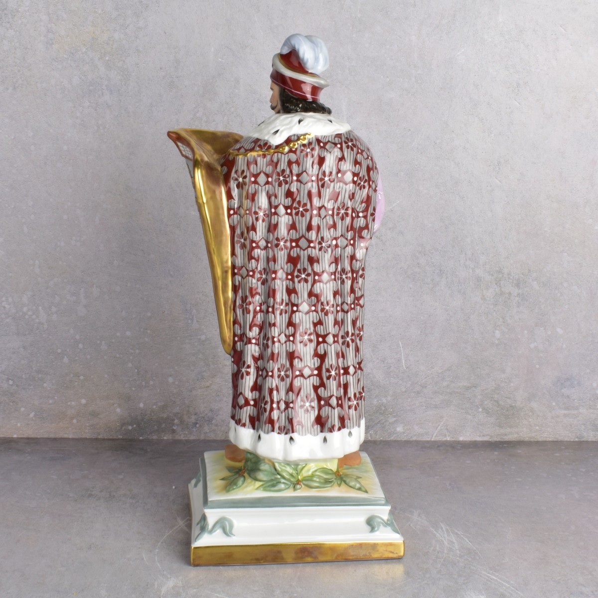 Herend Hungary Standing King with Scepter