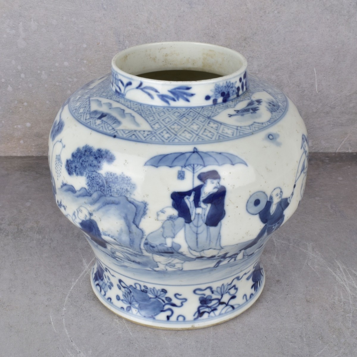 Chinese Blue and White Porcelain Jar