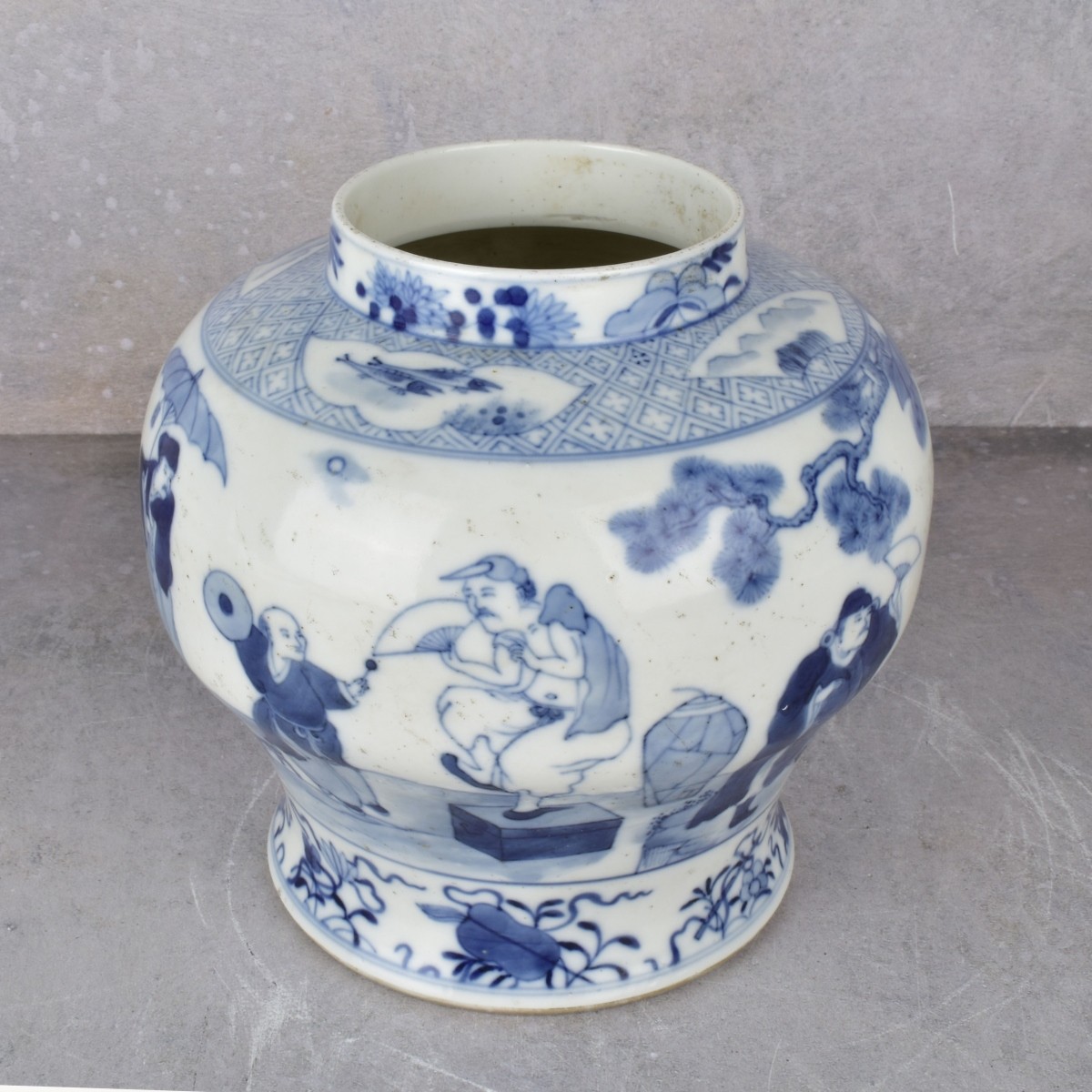 Chinese Blue and White Porcelain Jar