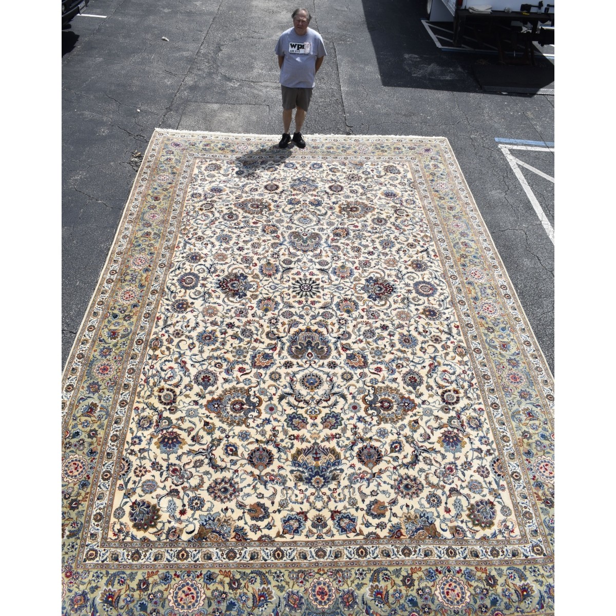 Antique Persian Kashan Carpet