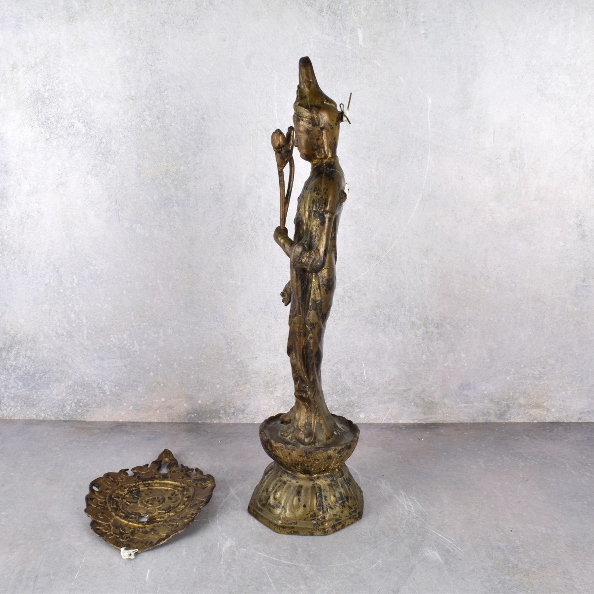 Bronze Sculpture of a Standing Guanyin