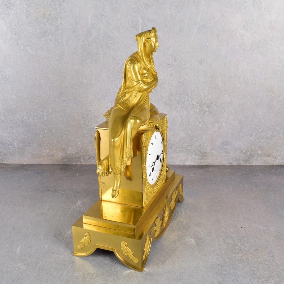 Early 19th Century Oriental Clock in Gilt Bronze