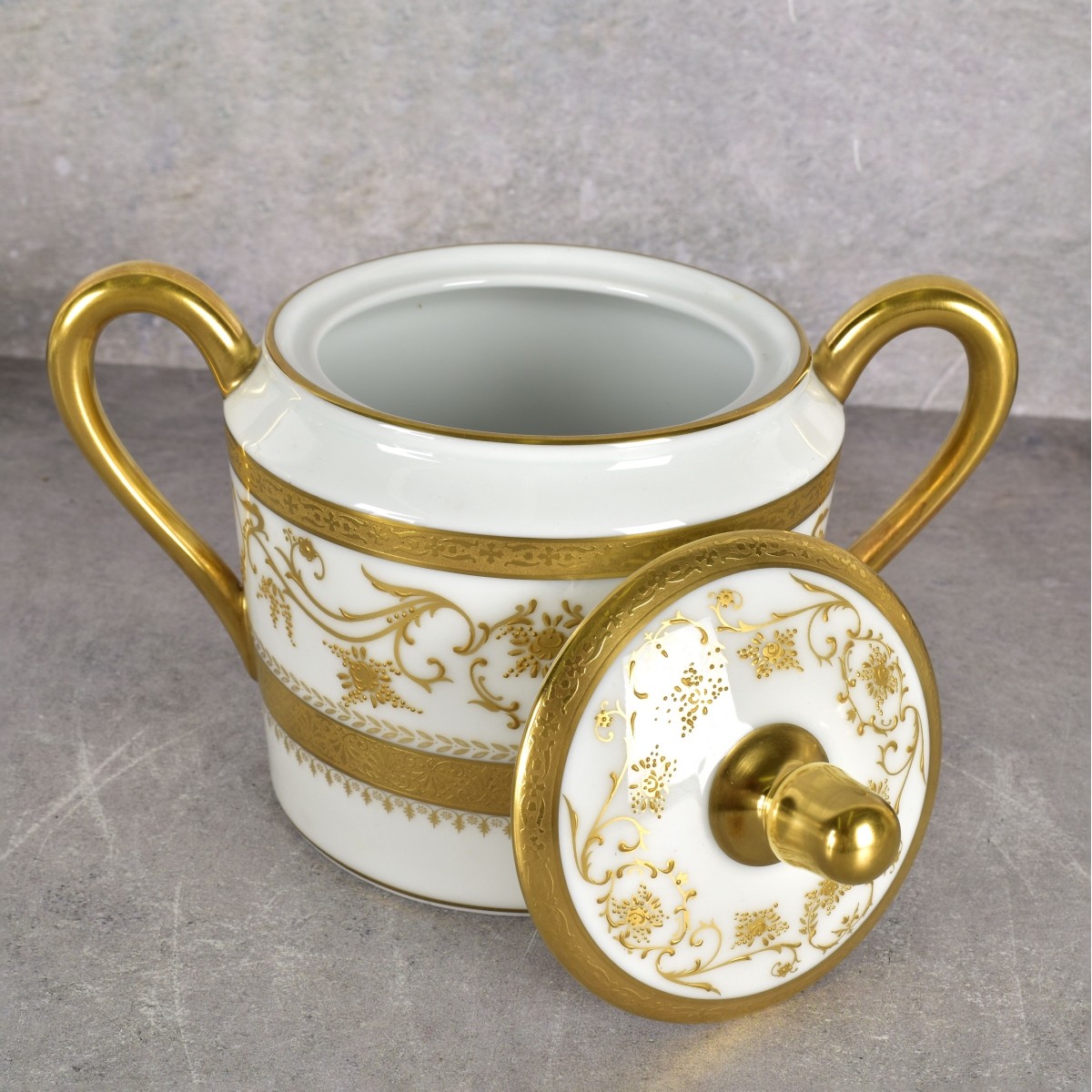 Exquisite French Limoges "Dynasty Gold"