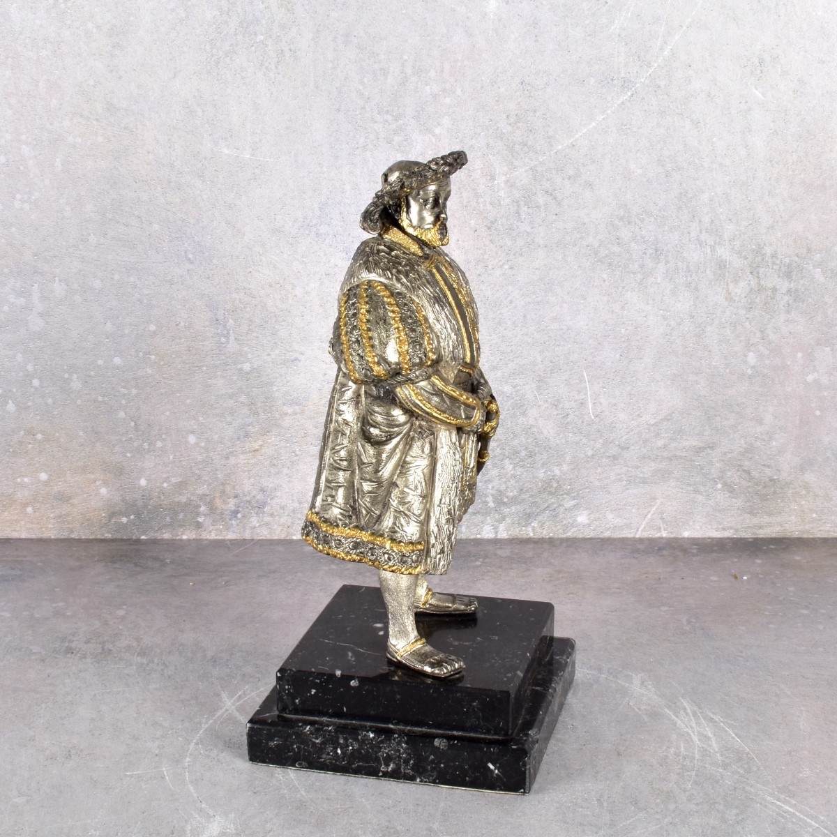 Vintage King Henry VIII Figurine