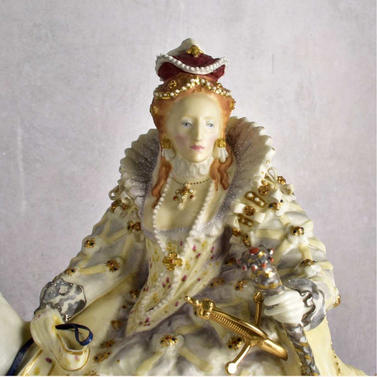 Royal Worcester Porcelain Figure Queen Elizabeth I