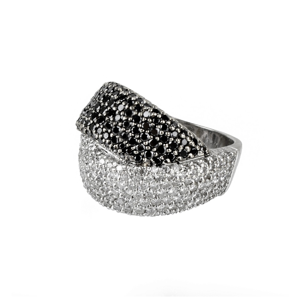 Diamond and 18K Ring