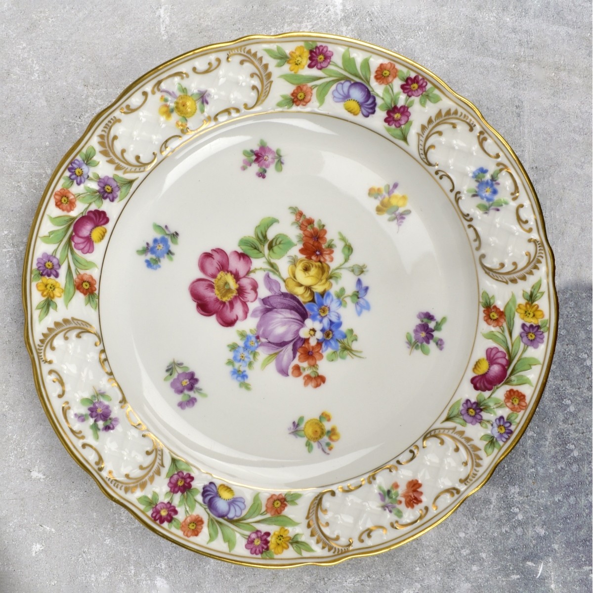 Schumann-Bavaria Empress Dresden Flowers China Set