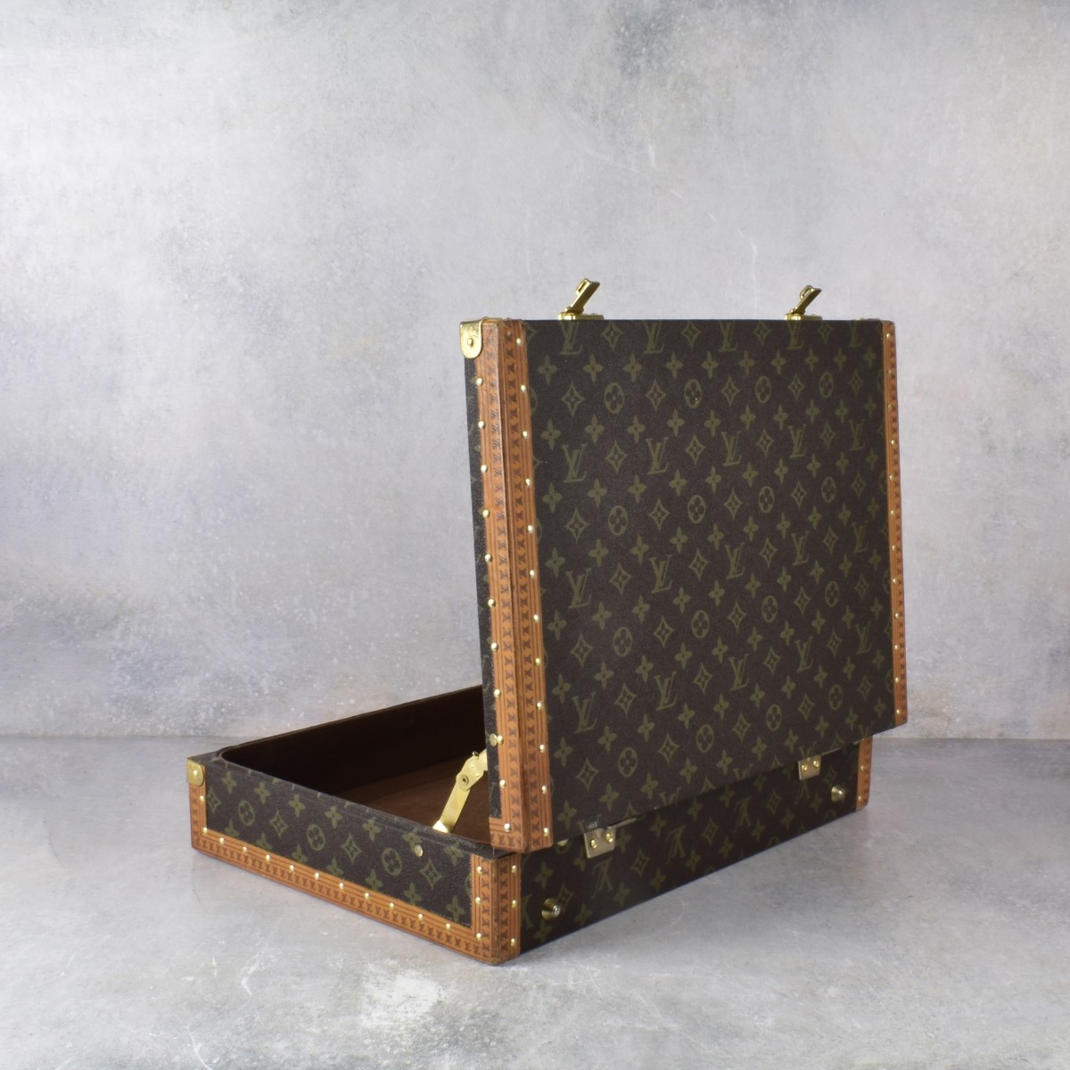 Replica Louis Vuitton Briefcase