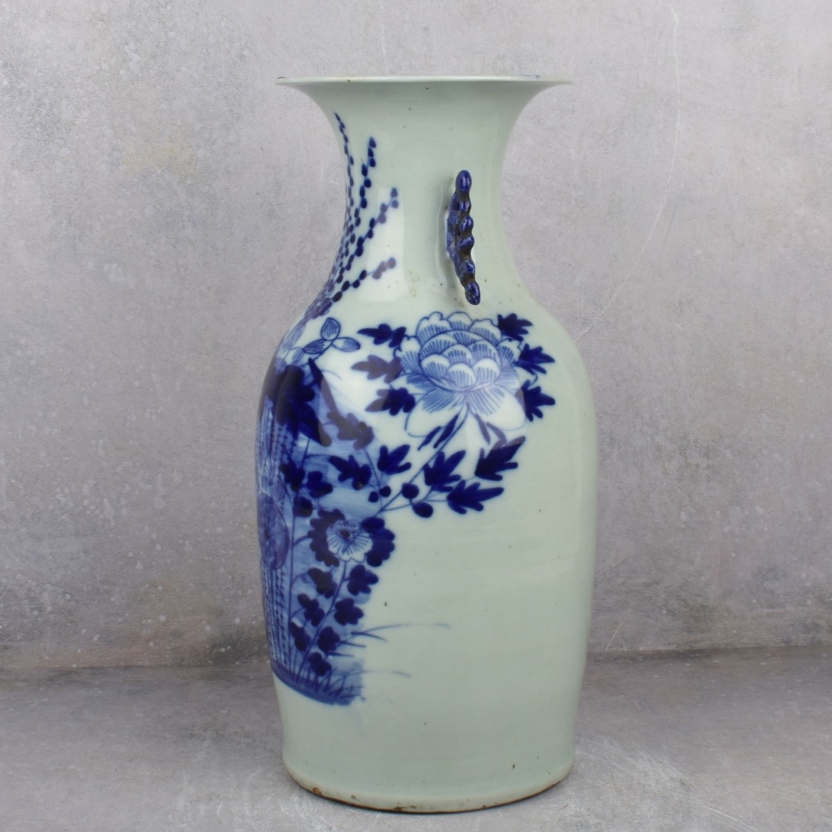 Chinese Blue and White Porcelain Vase
