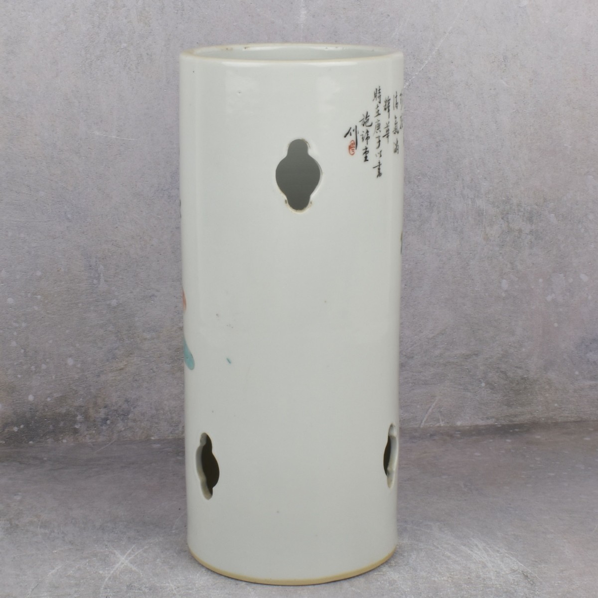 Vintage Chinese Hand Painted Porcelain Hat Stand