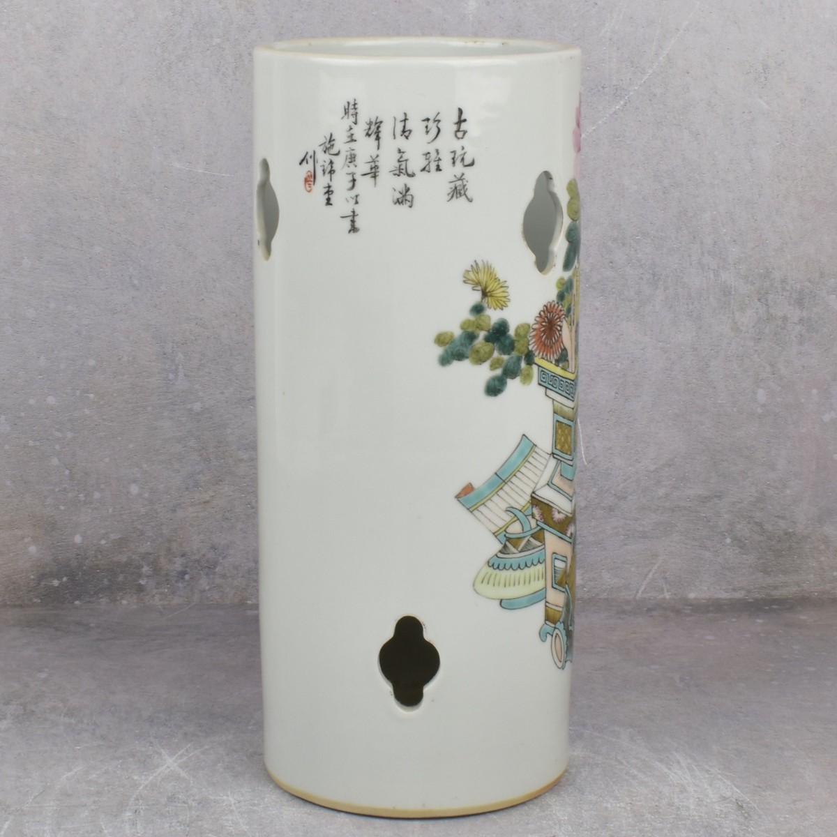 Vintage Chinese Hand Painted Porcelain Hat Stand