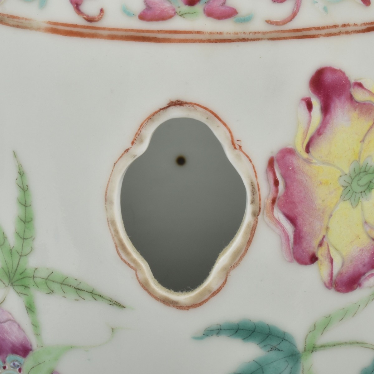 Vintage Chinese Famille Rose Hat Stand