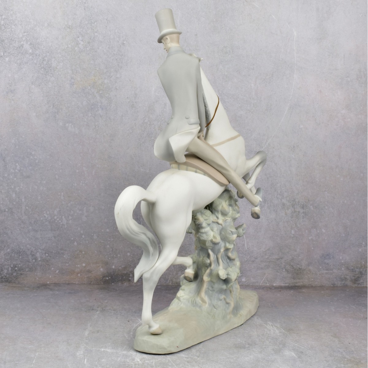 Lladro Bisque Figure of an Elegant Gentleman