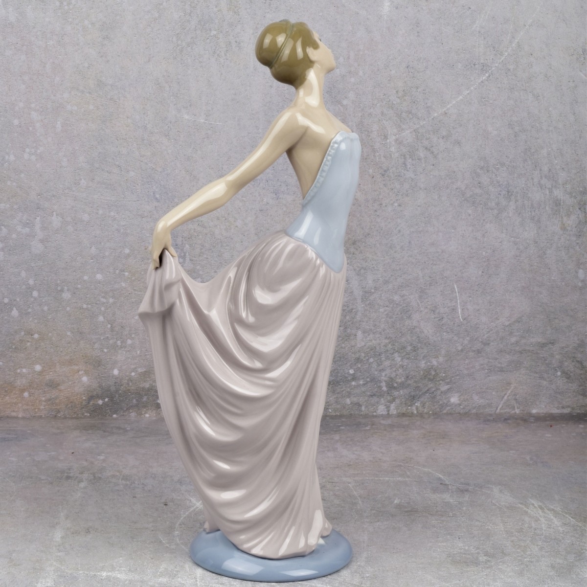 Lladro Glazed Porcelain Figurine of a Young Lady