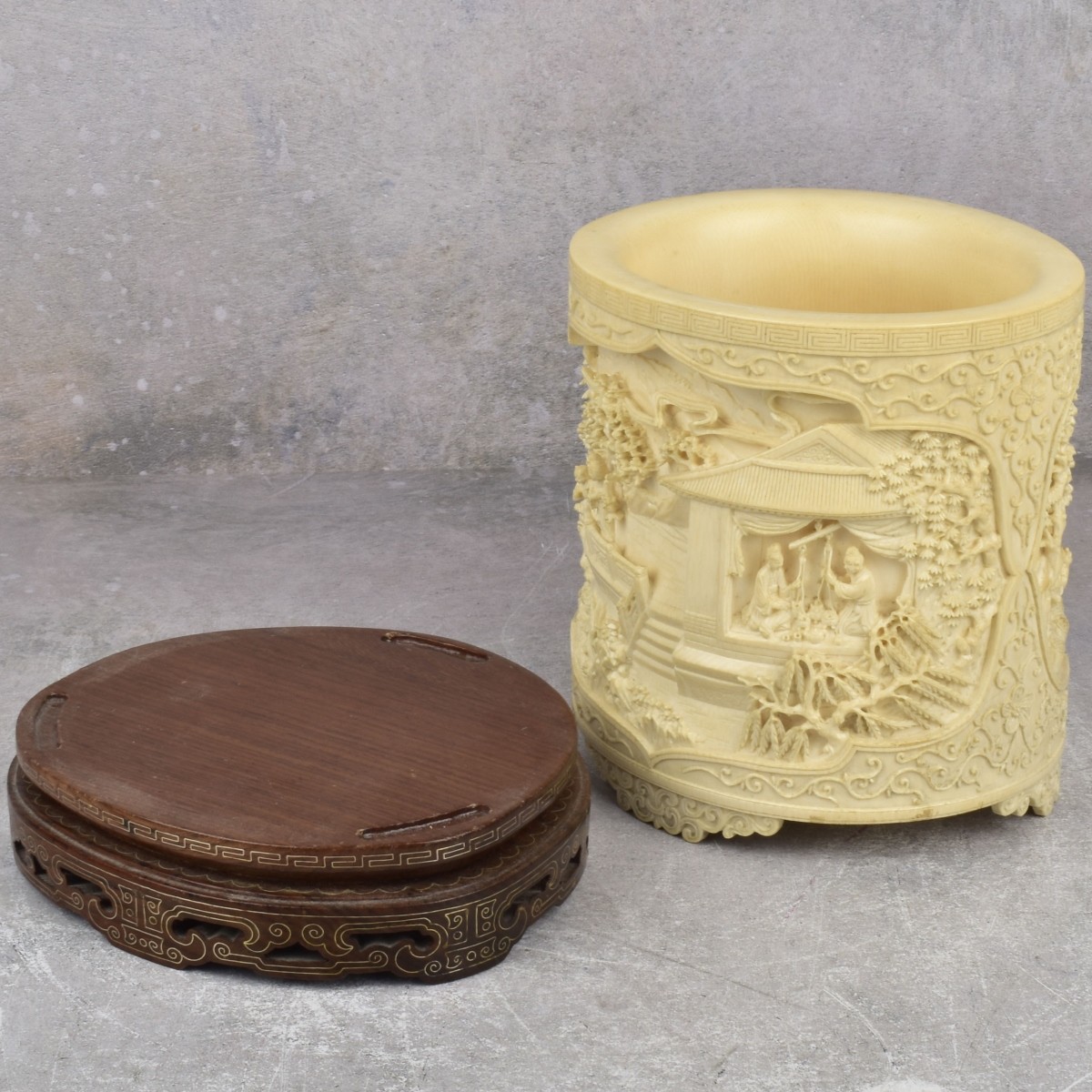 Antique Chinese Carved Brush Pot