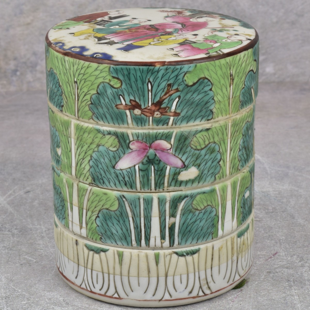 Chinese Famille Rose Porcelain Jars