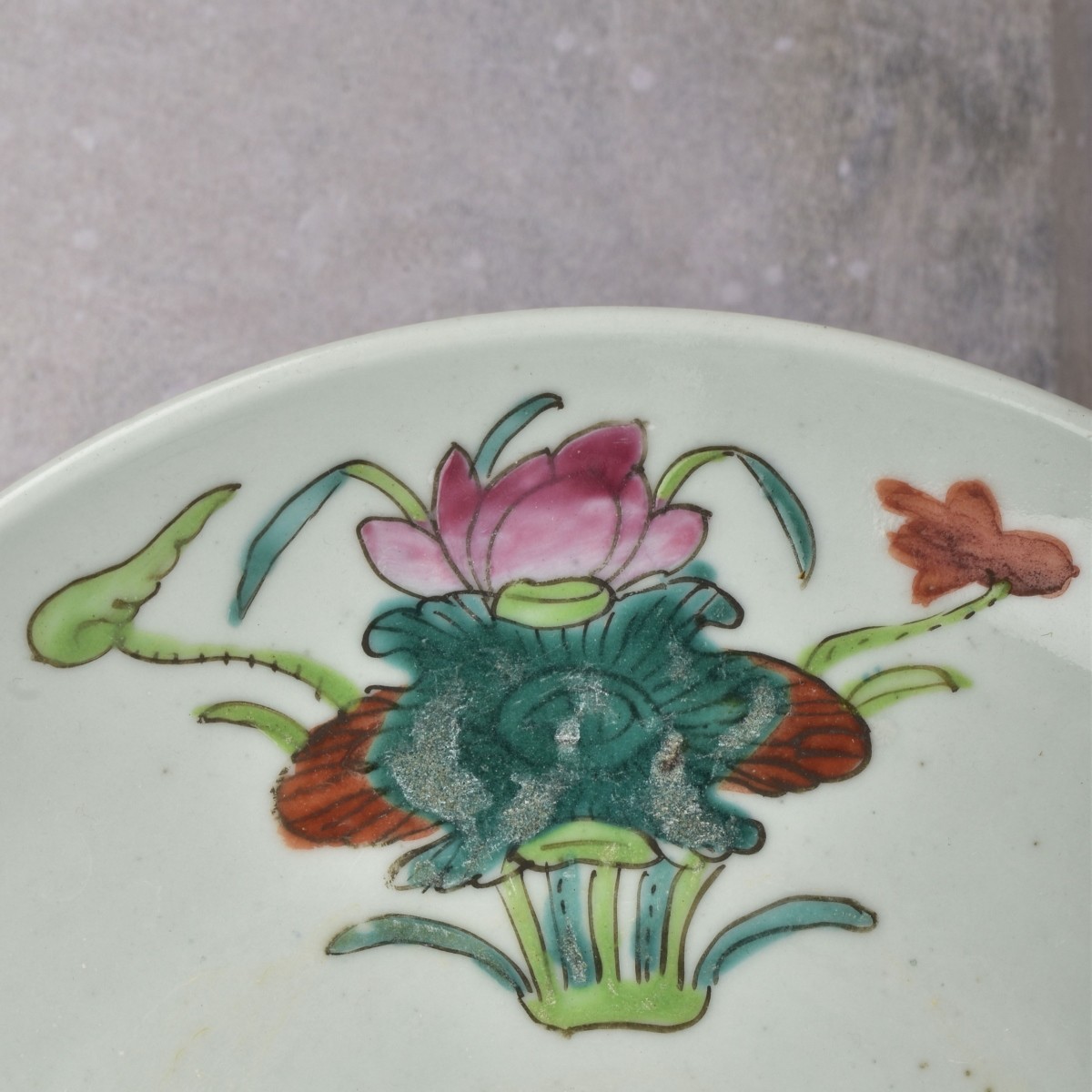 Antique Chinese Famille Rose Porcelain Pieces