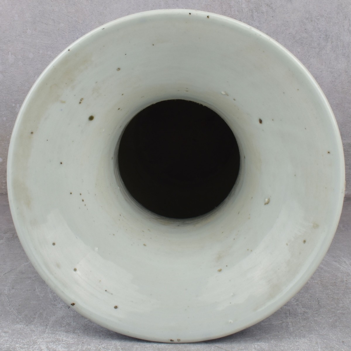Vintage Chinese Blue and White Porcelain Vase