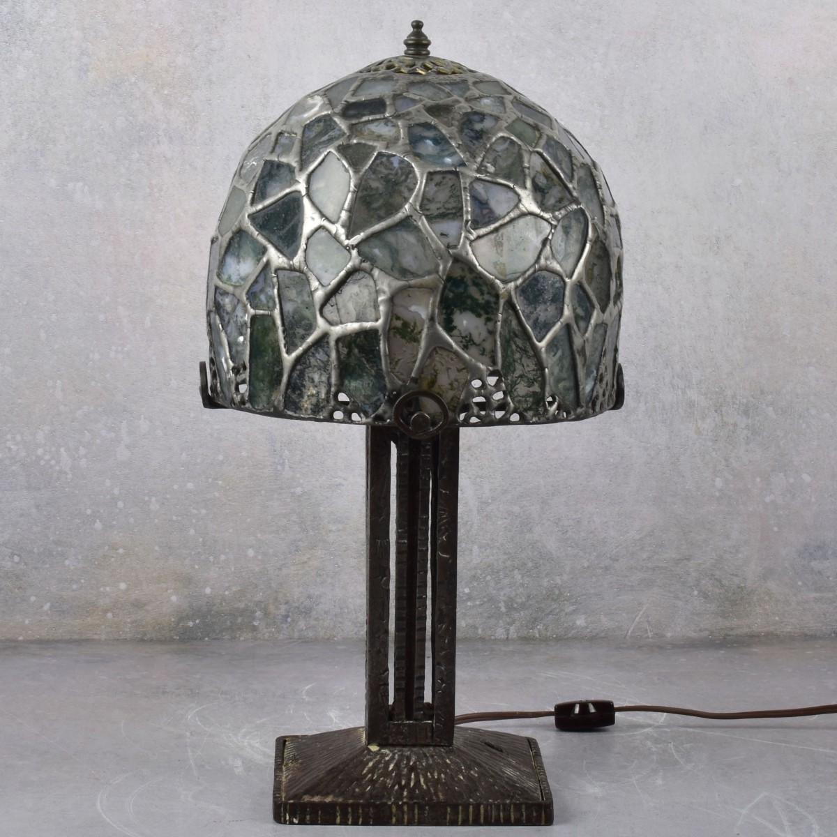 Modern Art Deco Tiffany Style Table Lamp