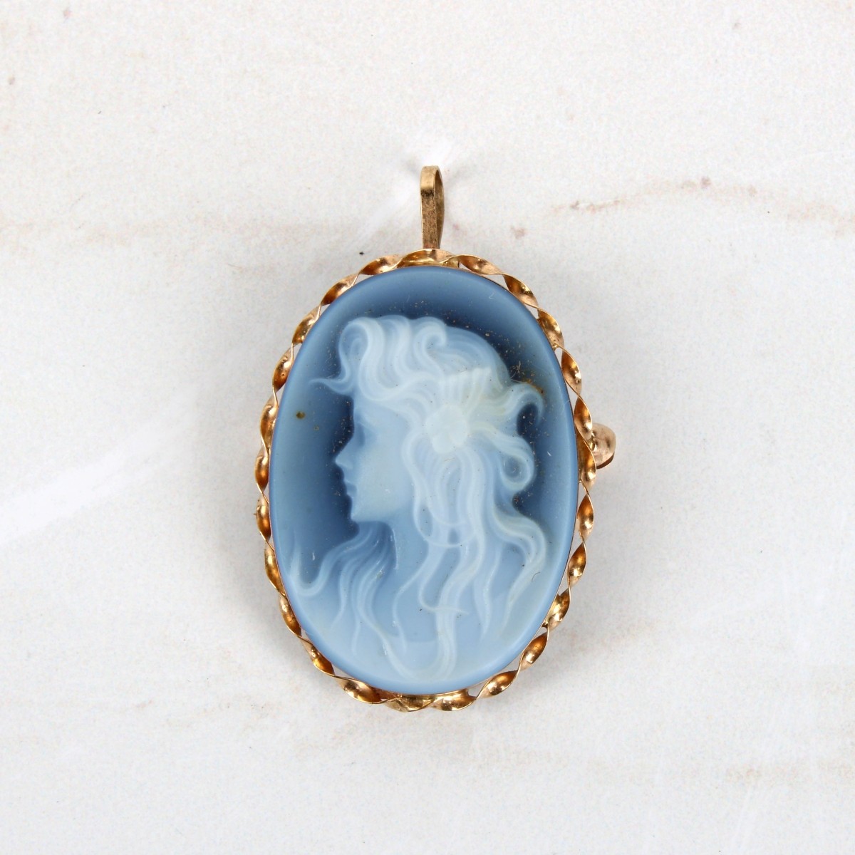 Onyx and 14K Cameo Pin / Pendant