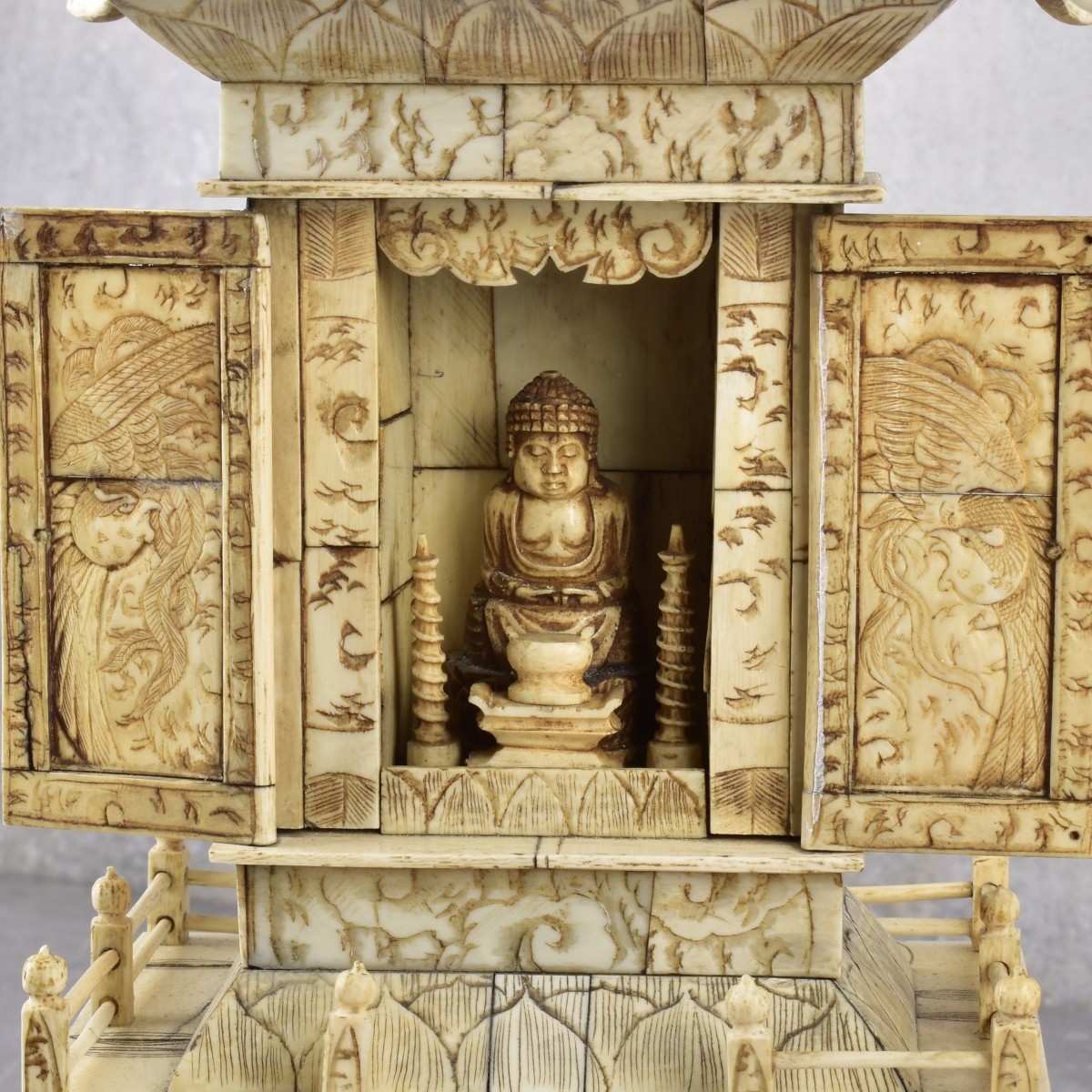 Antique Chinese Finely Carved Buddah Temple/Pagoda