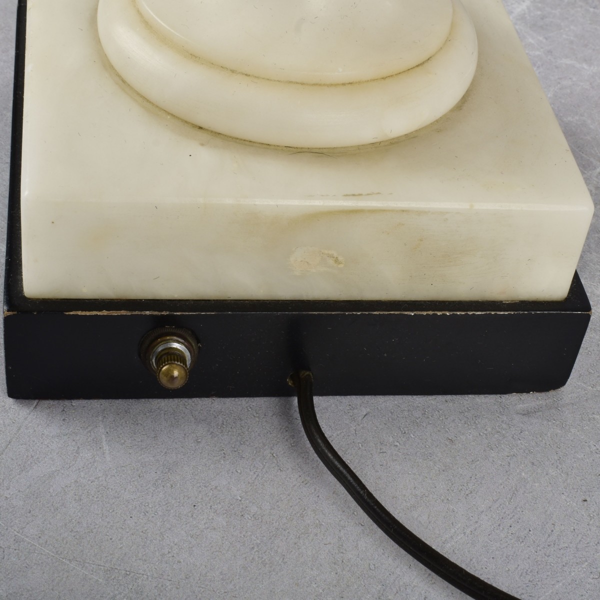 Vintage Marble Urn Shape Lamp