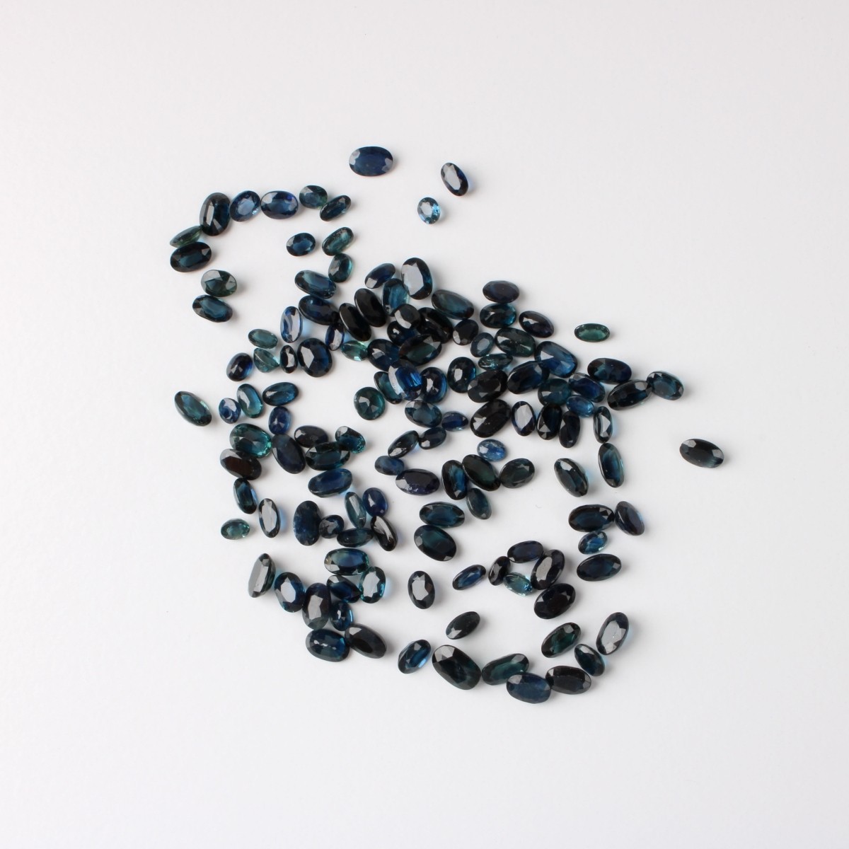 57.8CT TW Sapphires