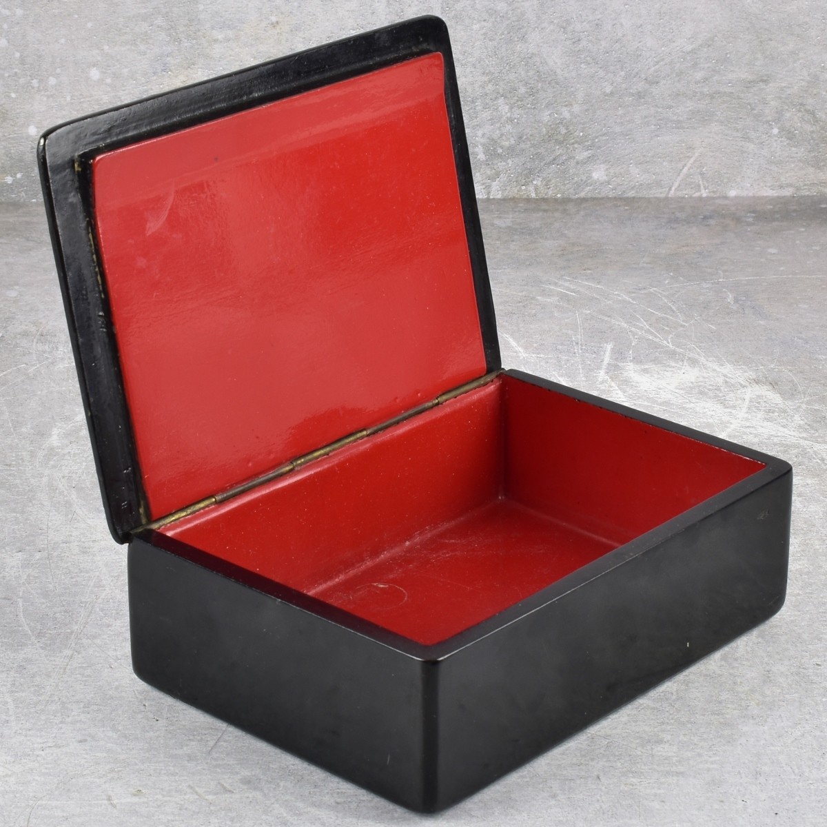 Vintage Russian Paper Mache Box