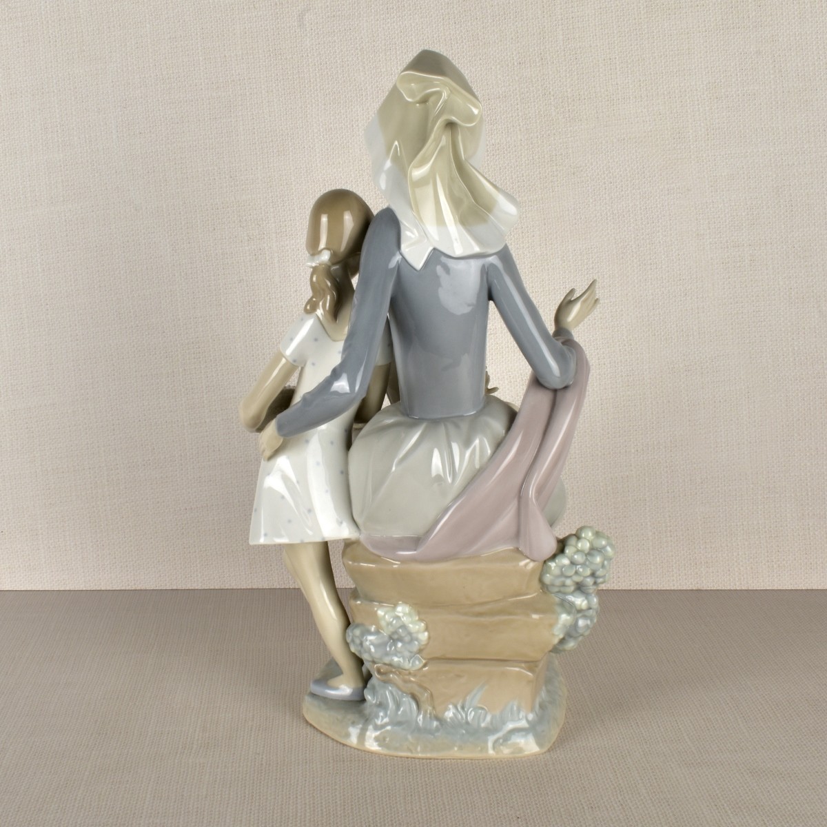 Lladro Figurine of a Mother and Children