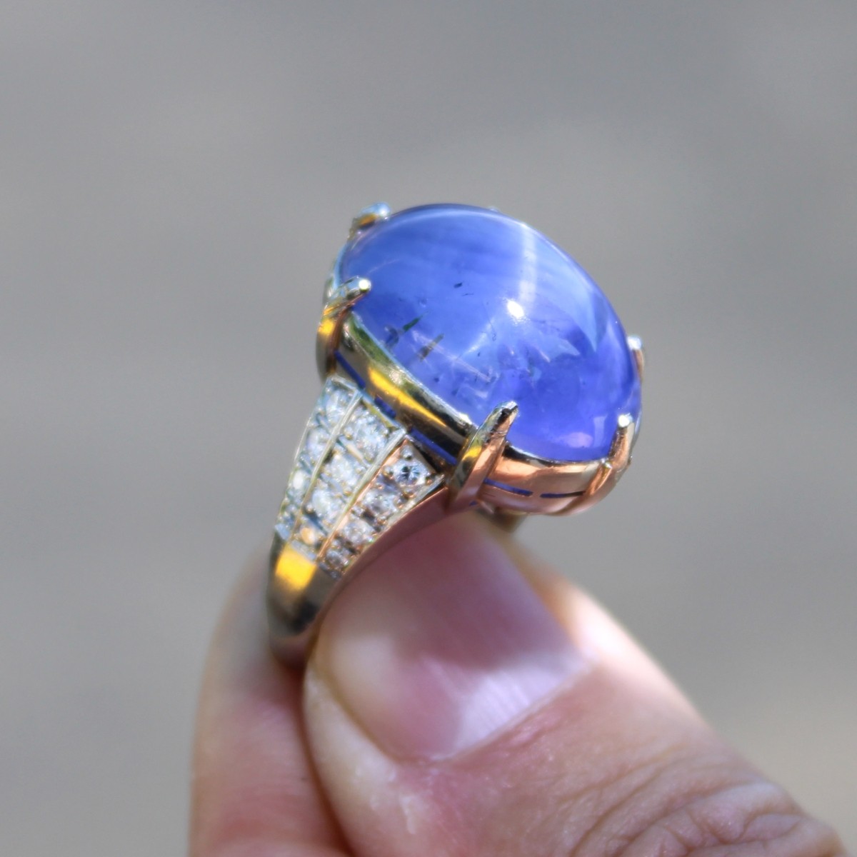 GIA Sapphire, Diamond and Platinum Ring