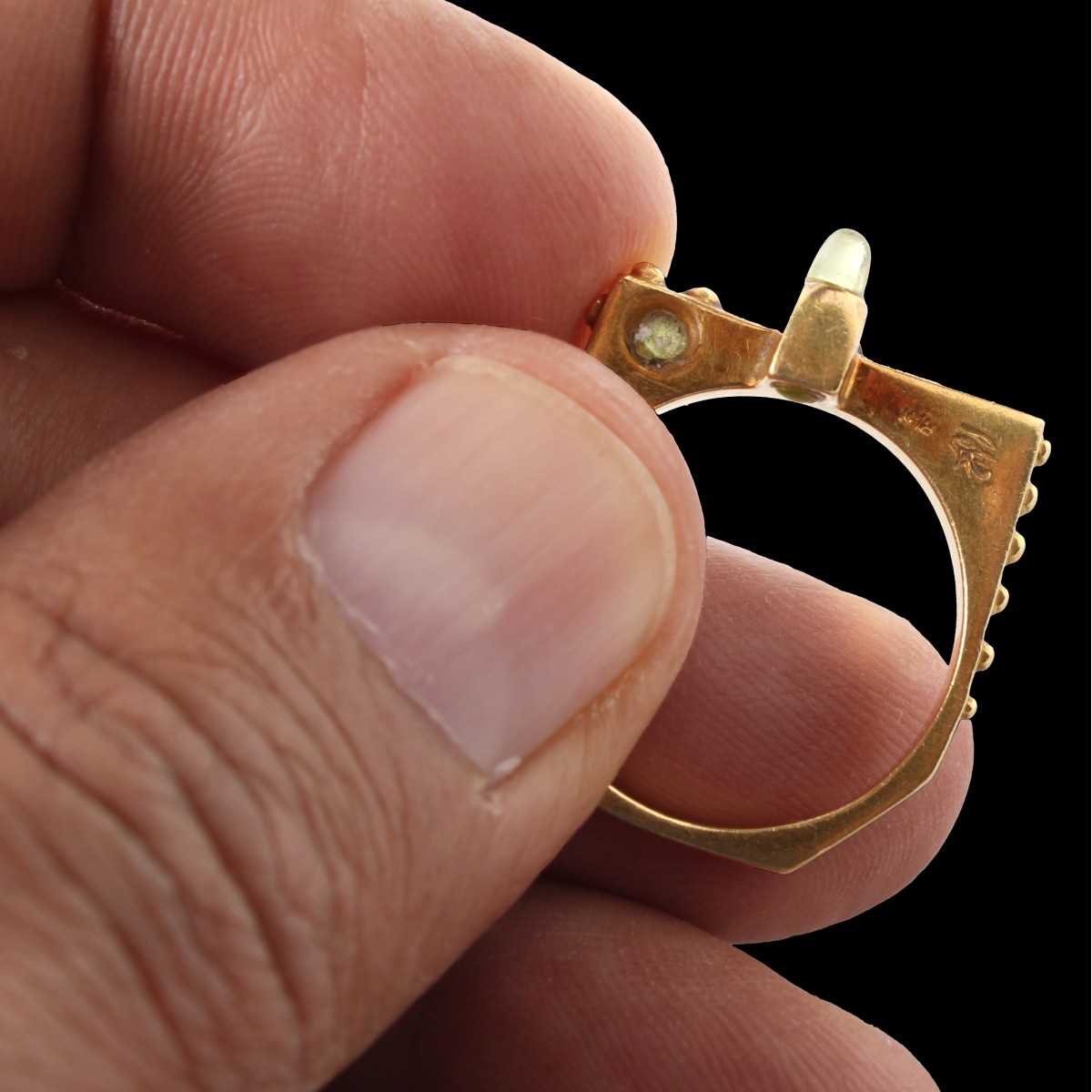 Tourmaline and 18K Ring