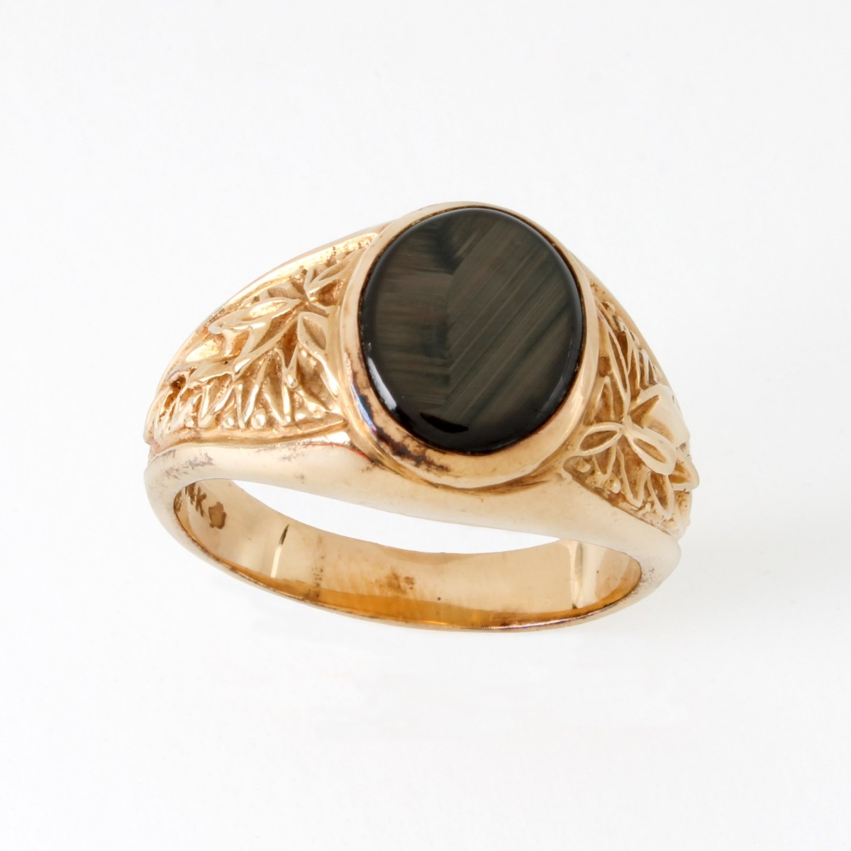 Star Sapphire and 14K Ring