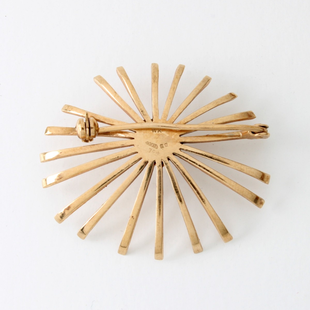 English 9K Gold and Pearl Brooch