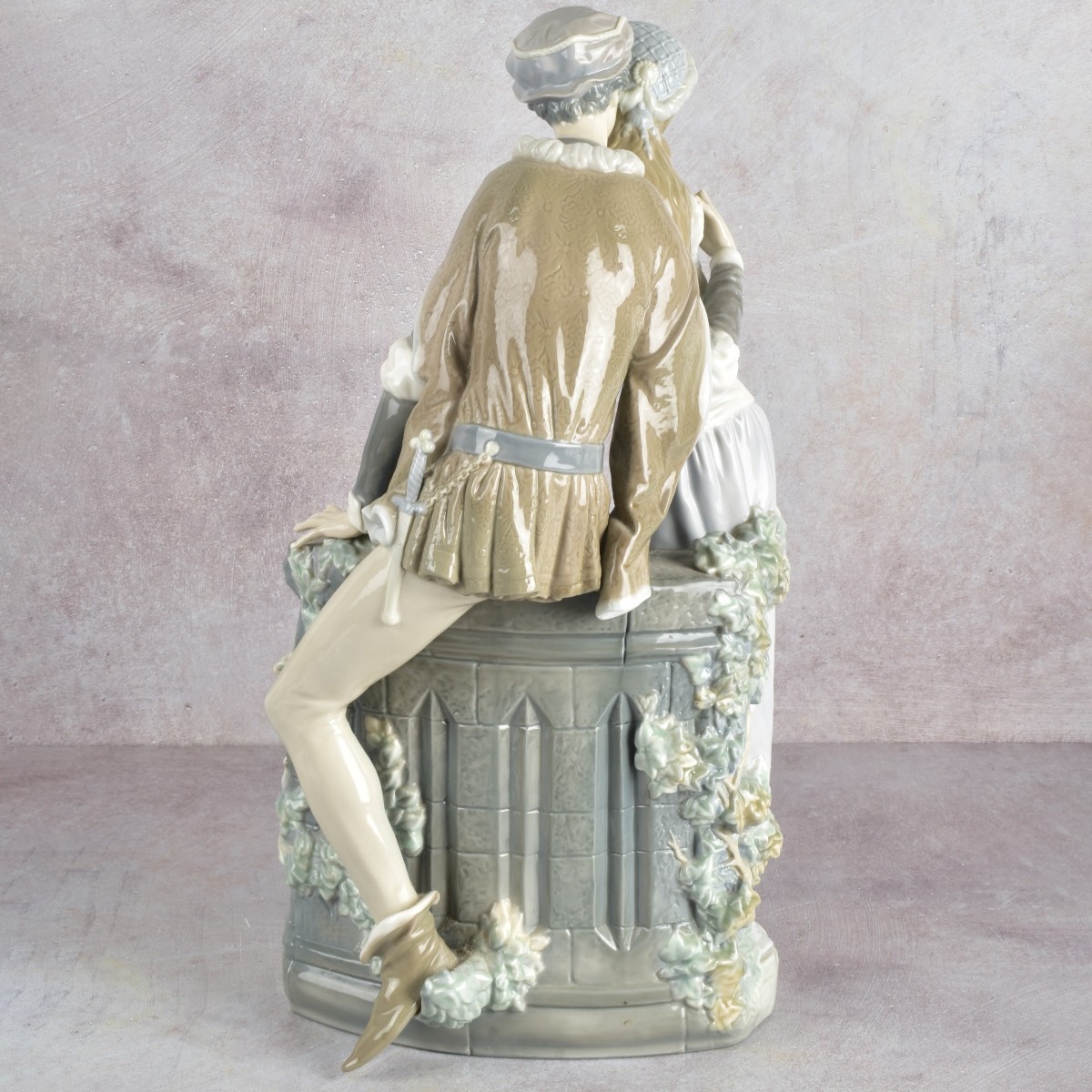 Lladro "Lovers From Verona" Sculpture