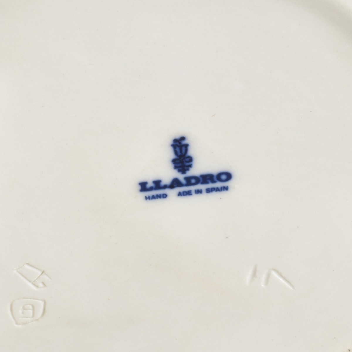 Lladro "Lovers From Verona" Sculpture