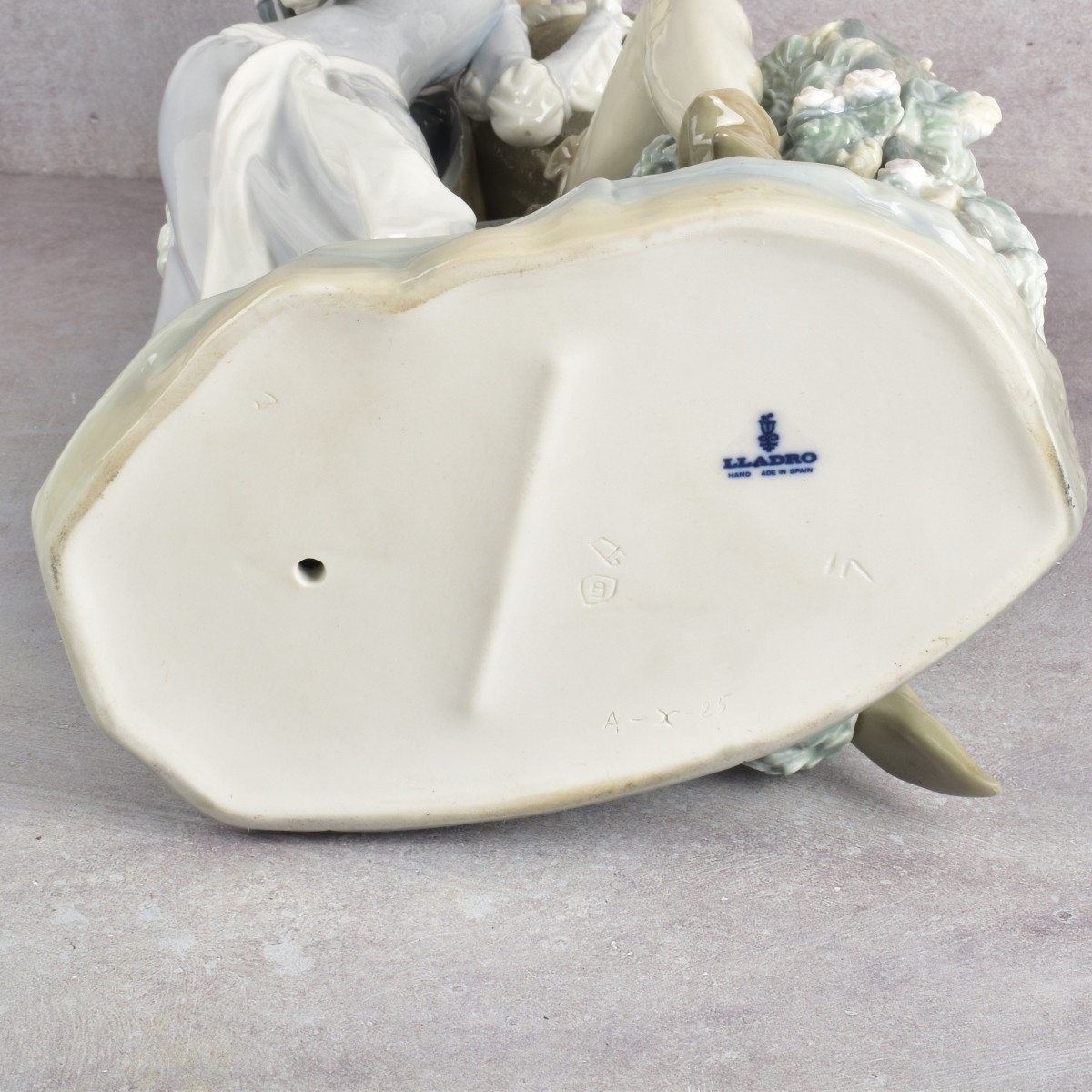 Lladro "Lovers From Verona" Sculpture