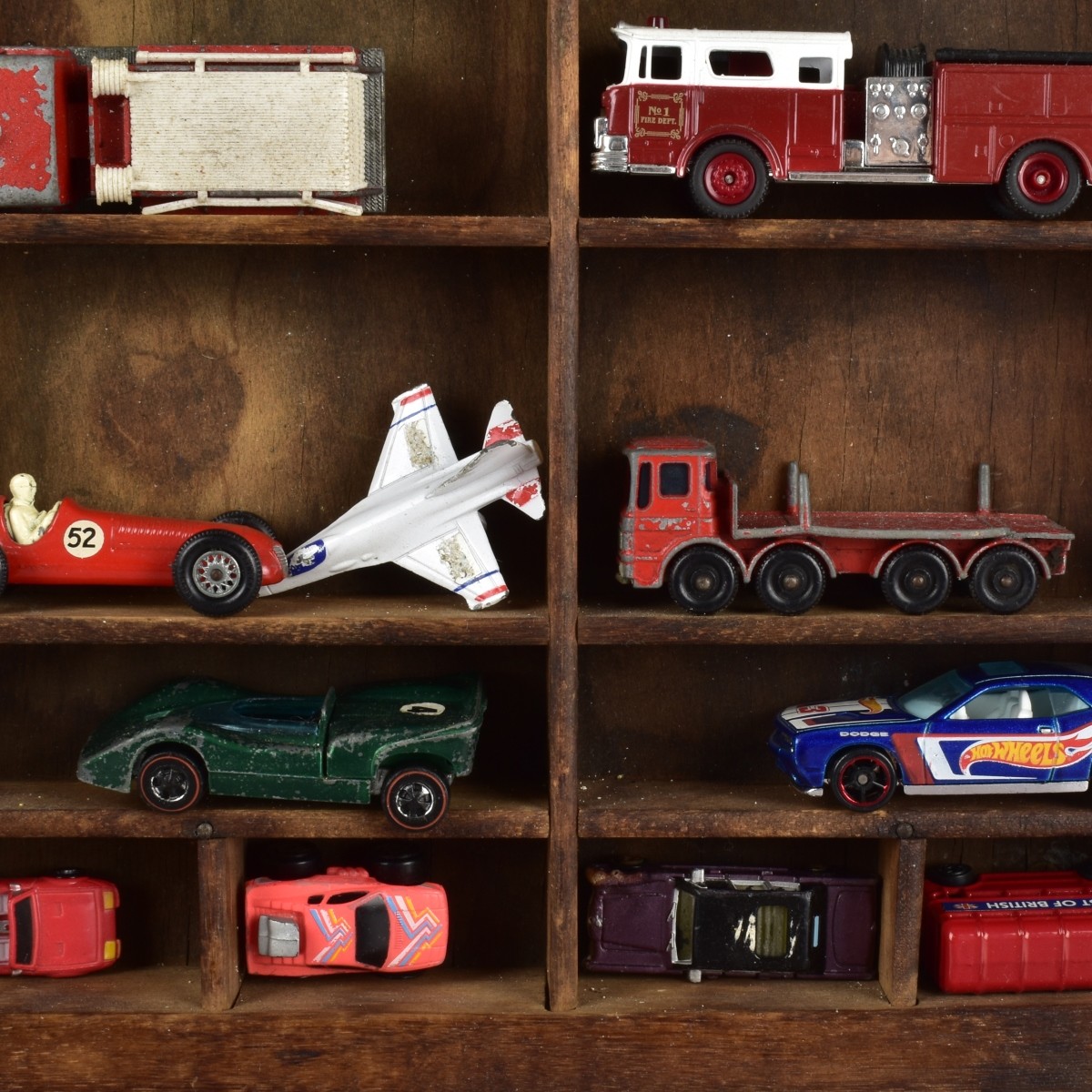 Antique Linotype Tray & Miniatures