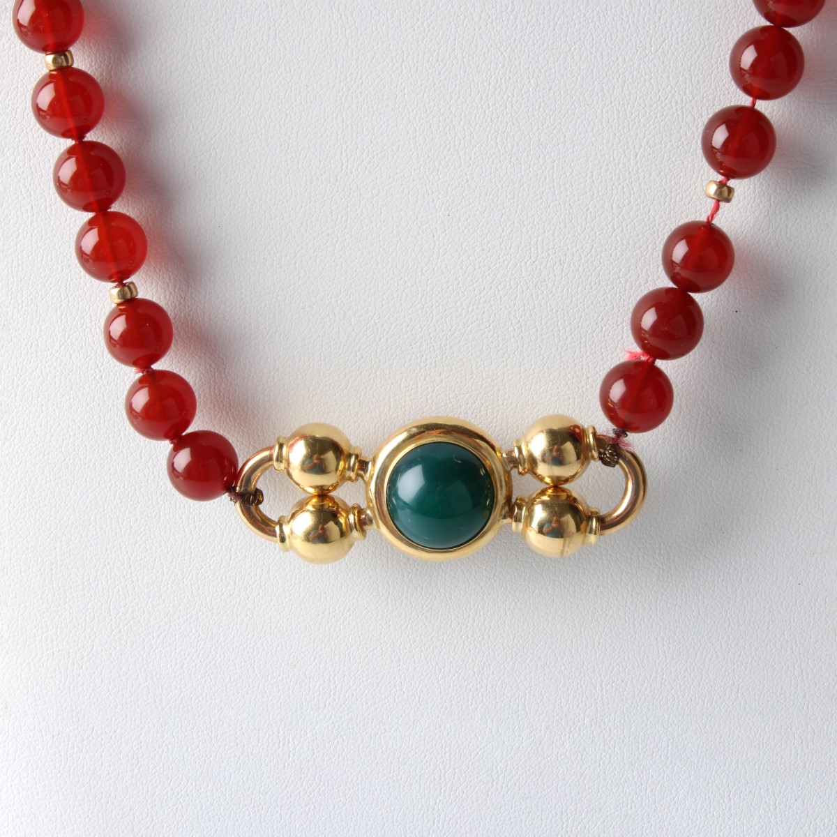 18K, Carnelian and Chrysoprase Necklace