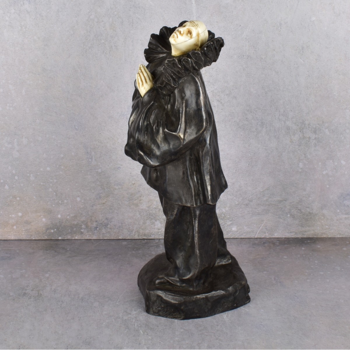 Alliot Lucien, French (1877-1967) Figurine