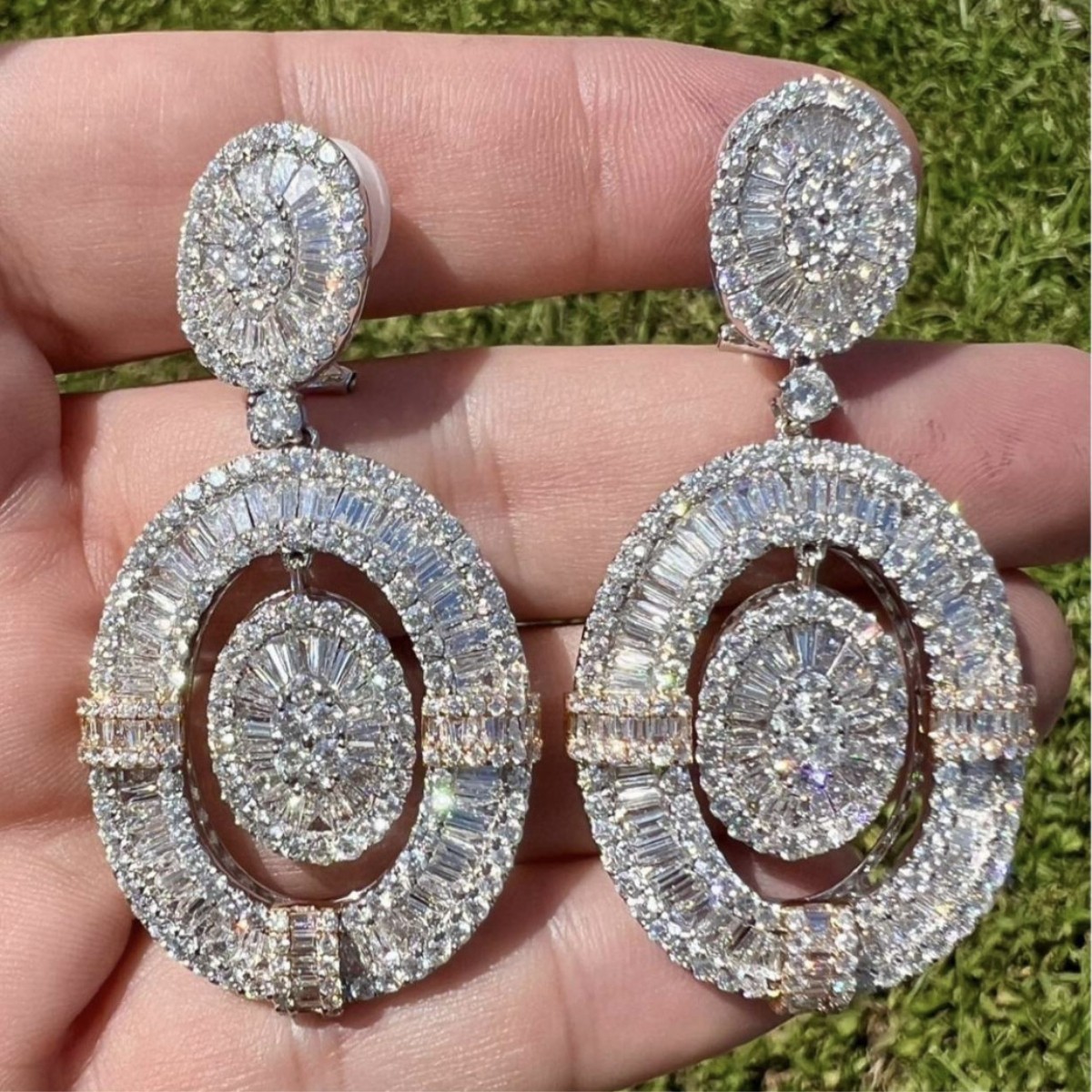 Diamond and 18K Earrings