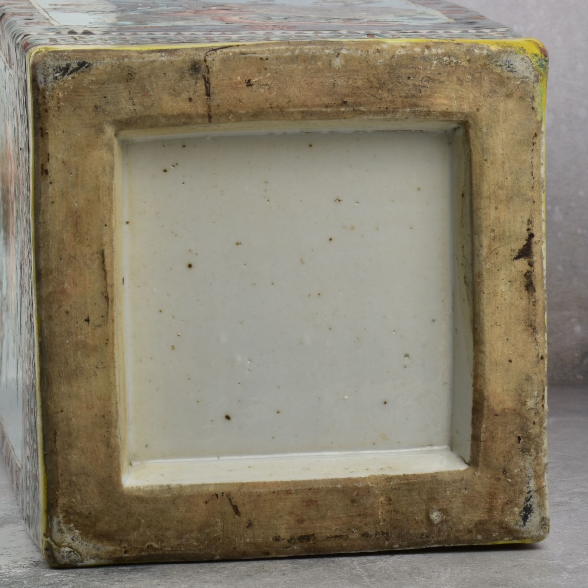 Large Chinese Famille Verte Vase