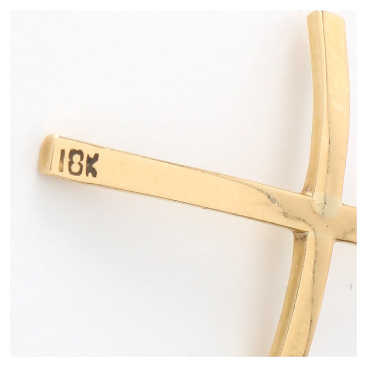 18K Cross Pendant Necklace