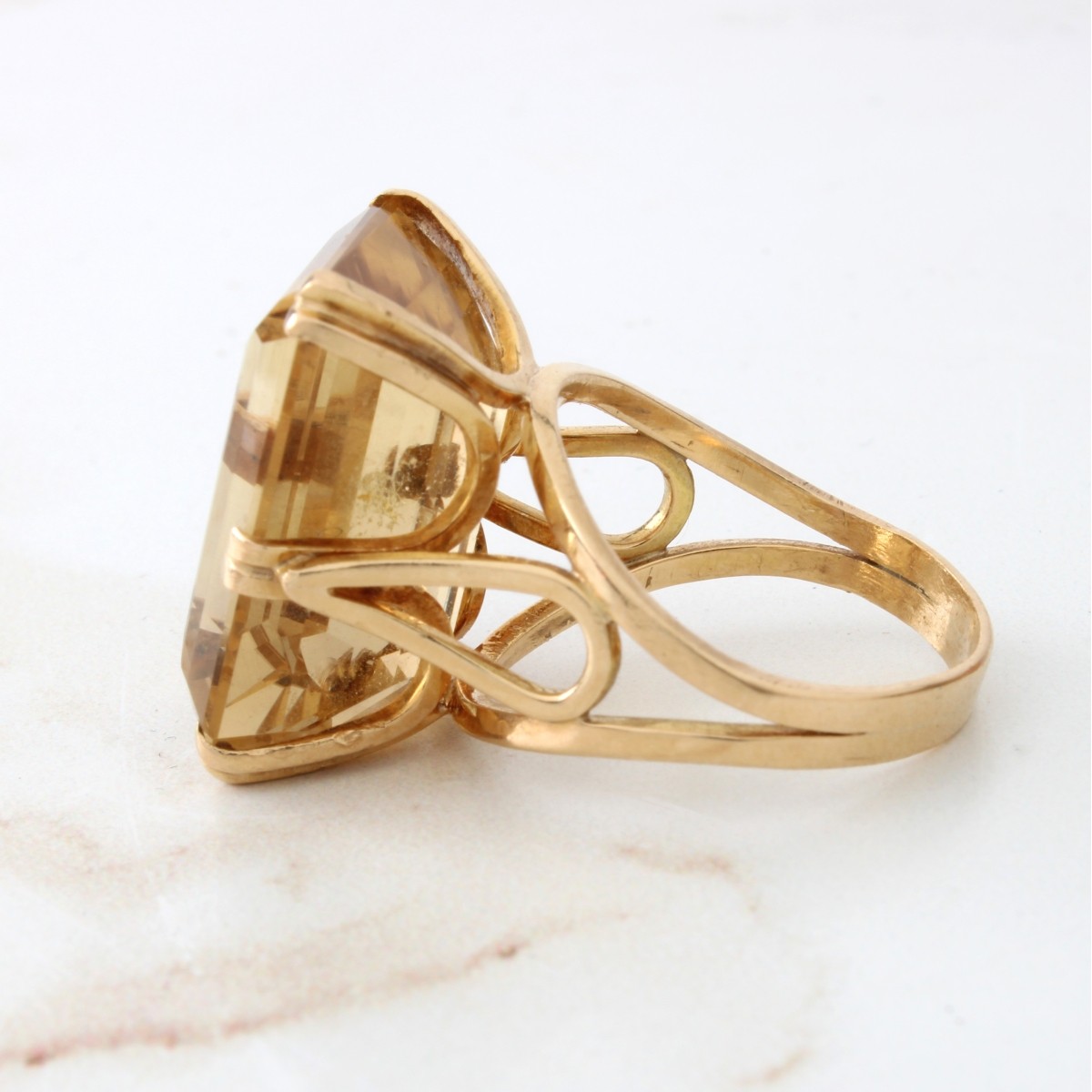 Citrine and 14K Ring