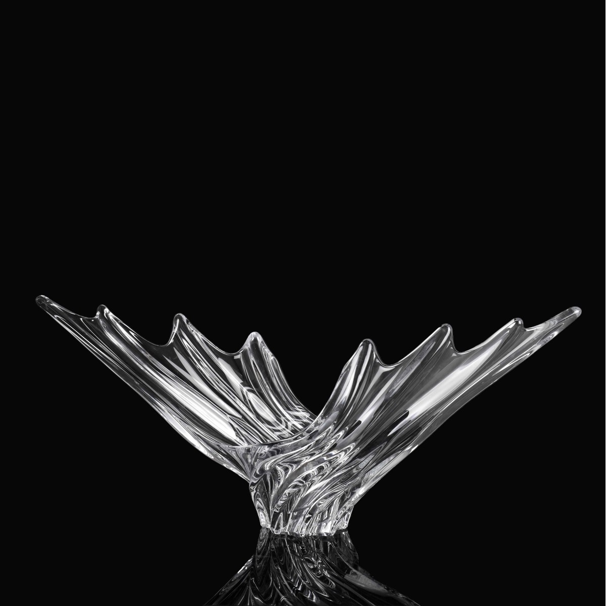 Art Vannes Crystal Centerpiece