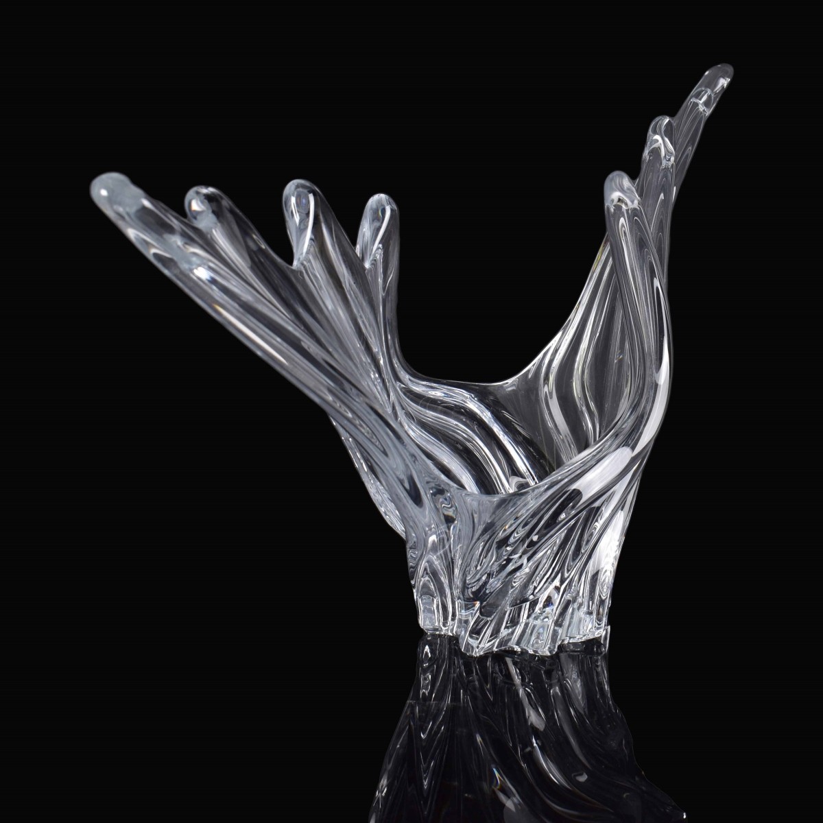 Art Vannes Crystal Centerpiece