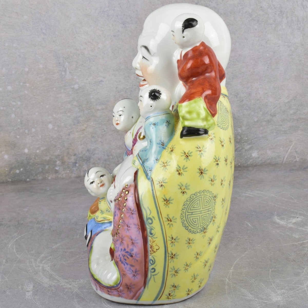 Vintage Chinese Famille Rose Buddah