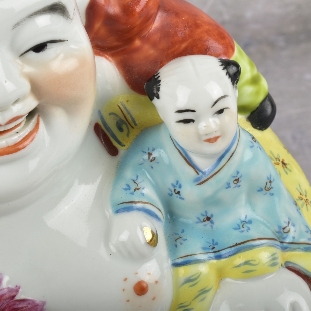 Vintage Chinese Famille Rose Buddah