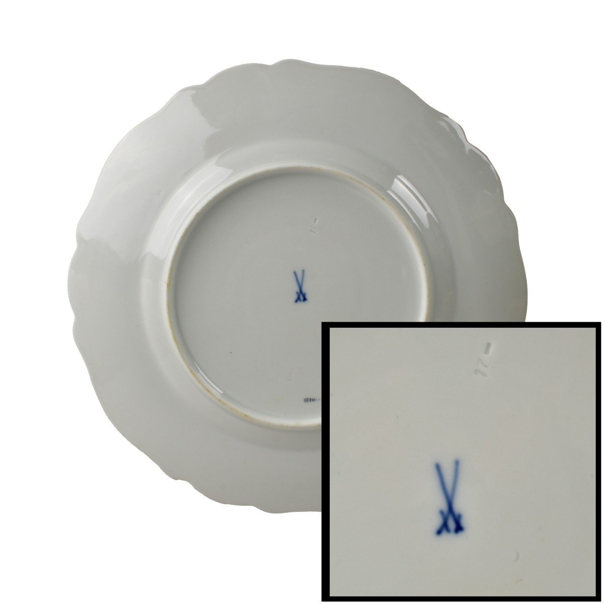 Meissen "343310" Porcelain Dinner Service