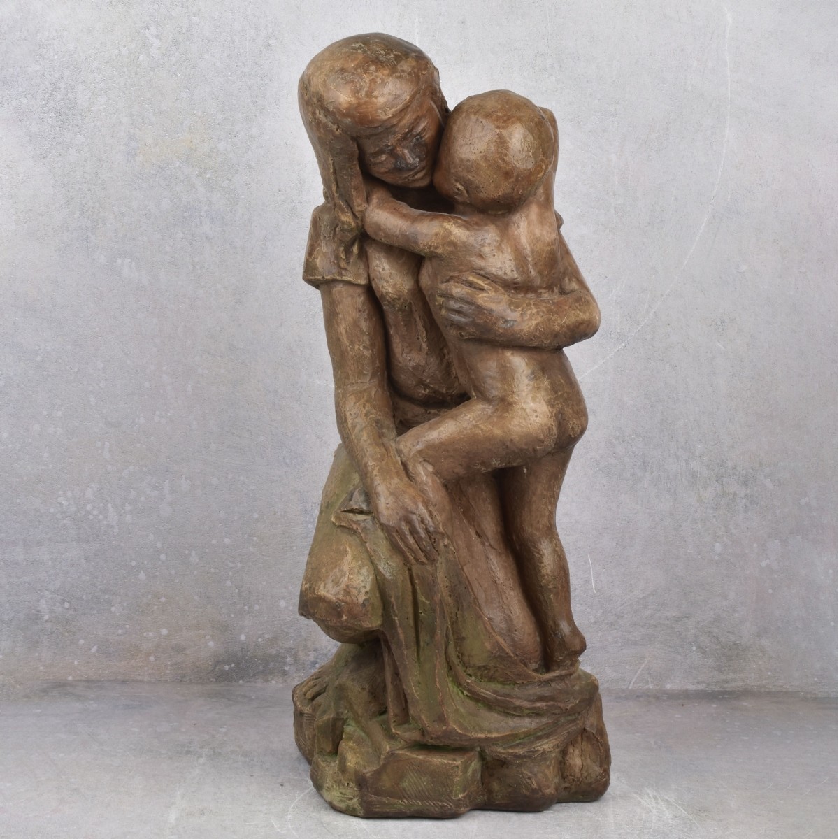 Composition Figurine of a Mother and Child